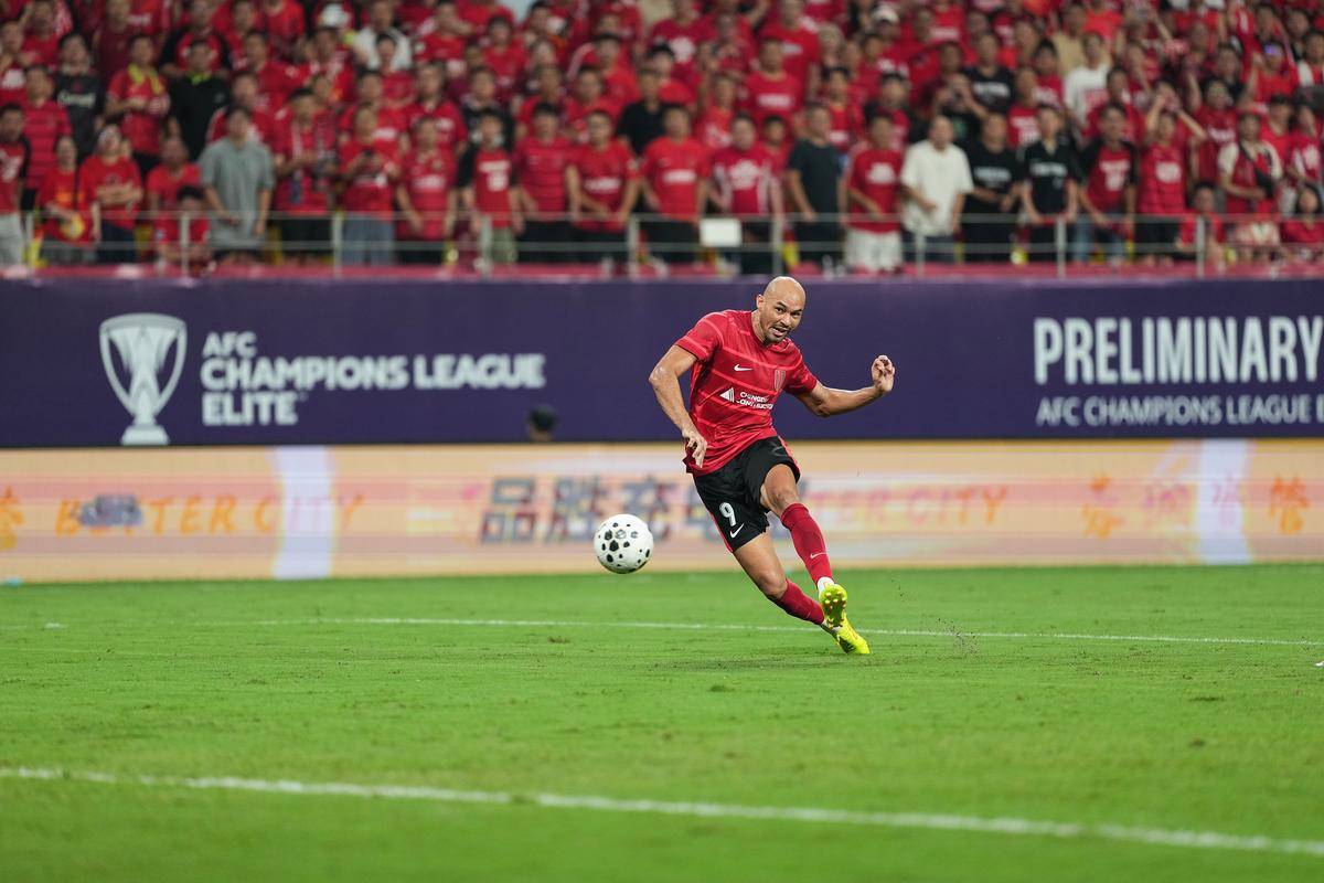 关于加时末段亚冠焦点战，国际米兰刷新队史纪录，气氛紧张，球队文化再被提及的信息