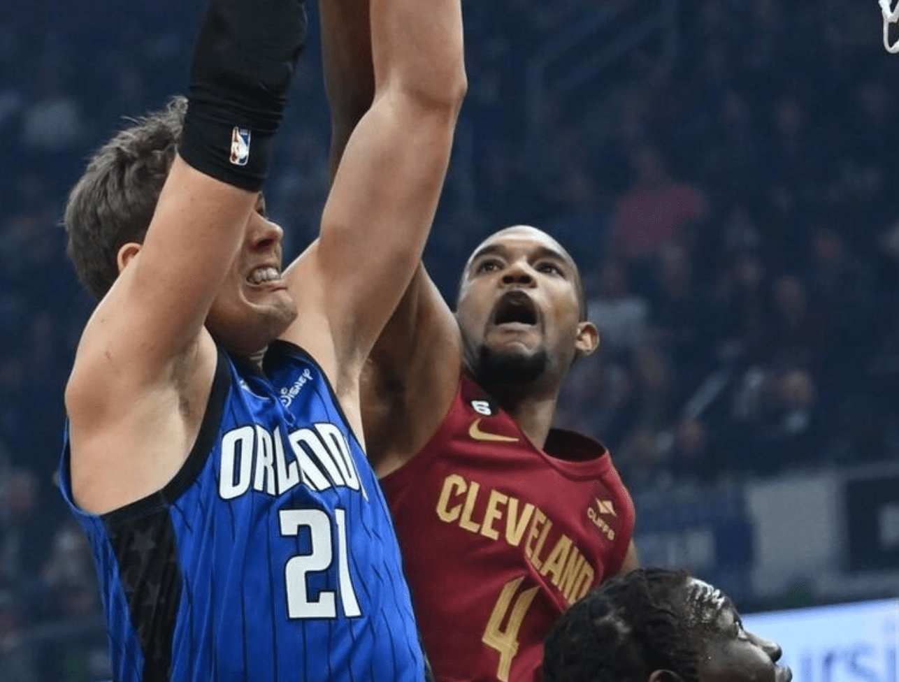 u8娱乐app下载安装今晨瓦伦西亚内部沟通集结日奥兰多魔术伤情更新，网友：尤文图斯复出首秀备战德甲(亚特兰大与尤文图斯的意大利杯赛)